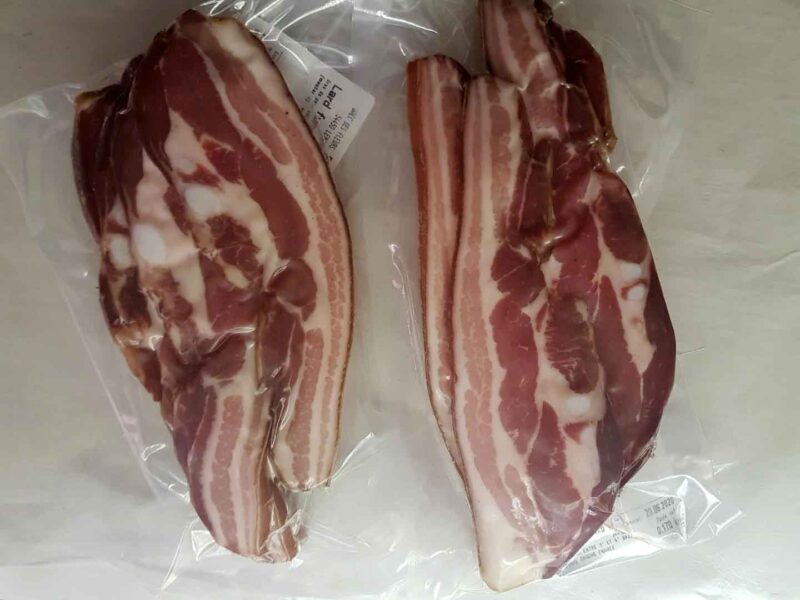 Lard fumé tranché